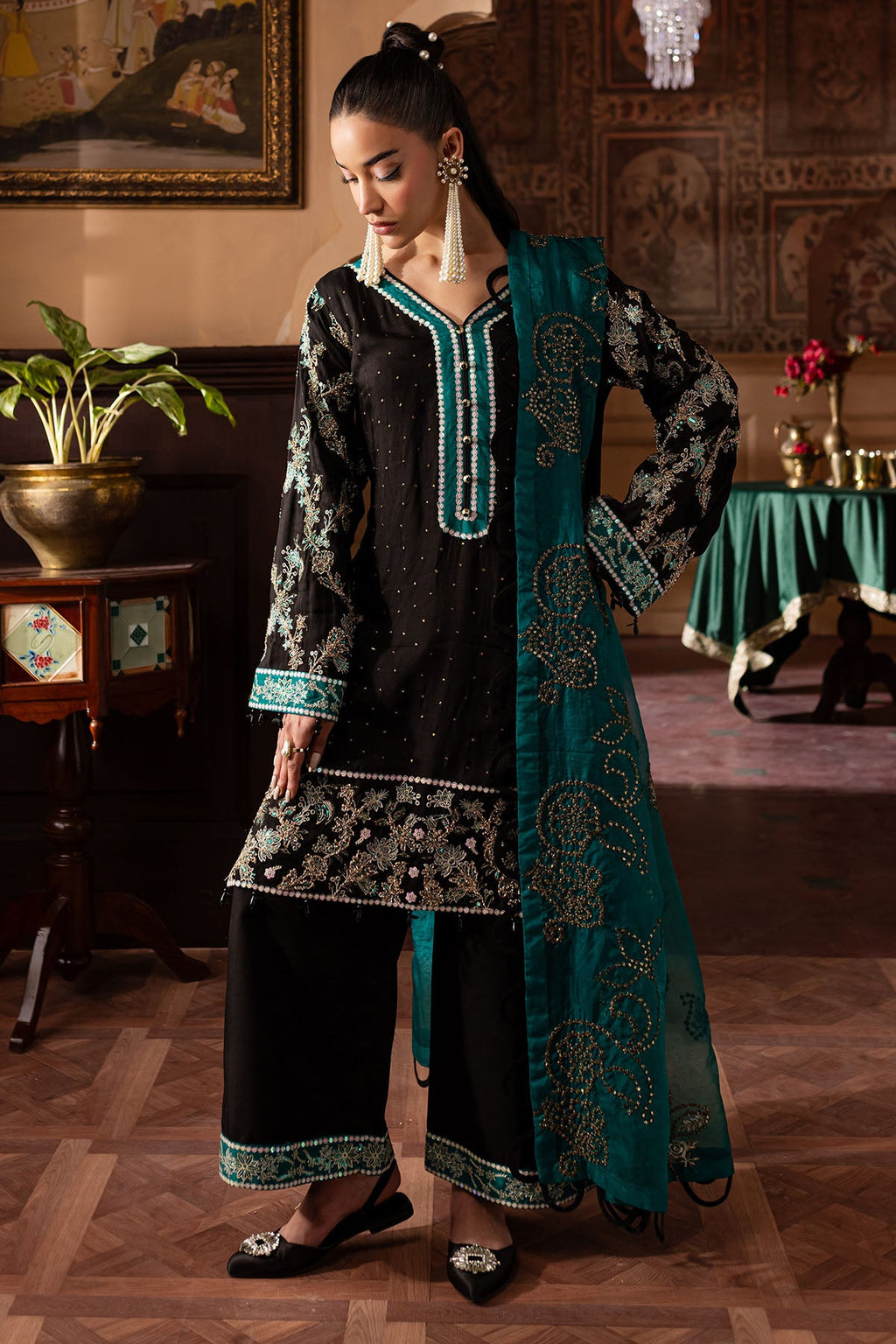 Nureh Nur Mahal NE-140 Luxurious Embroidered Silk Unstitched Dress Material